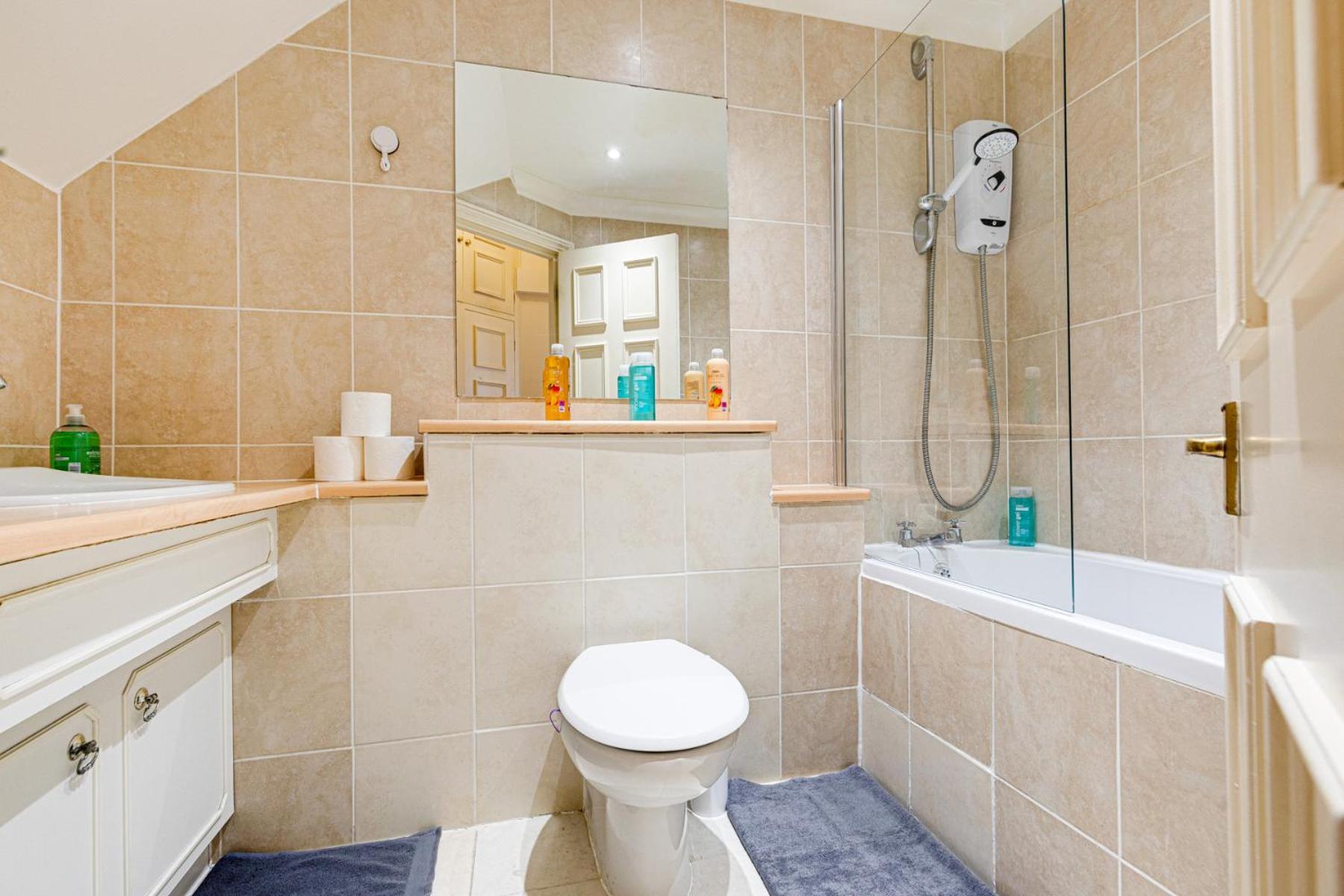 Luxstay2 Earls Court Apartment - Sleeps Up To 8 Londres Exterior foto