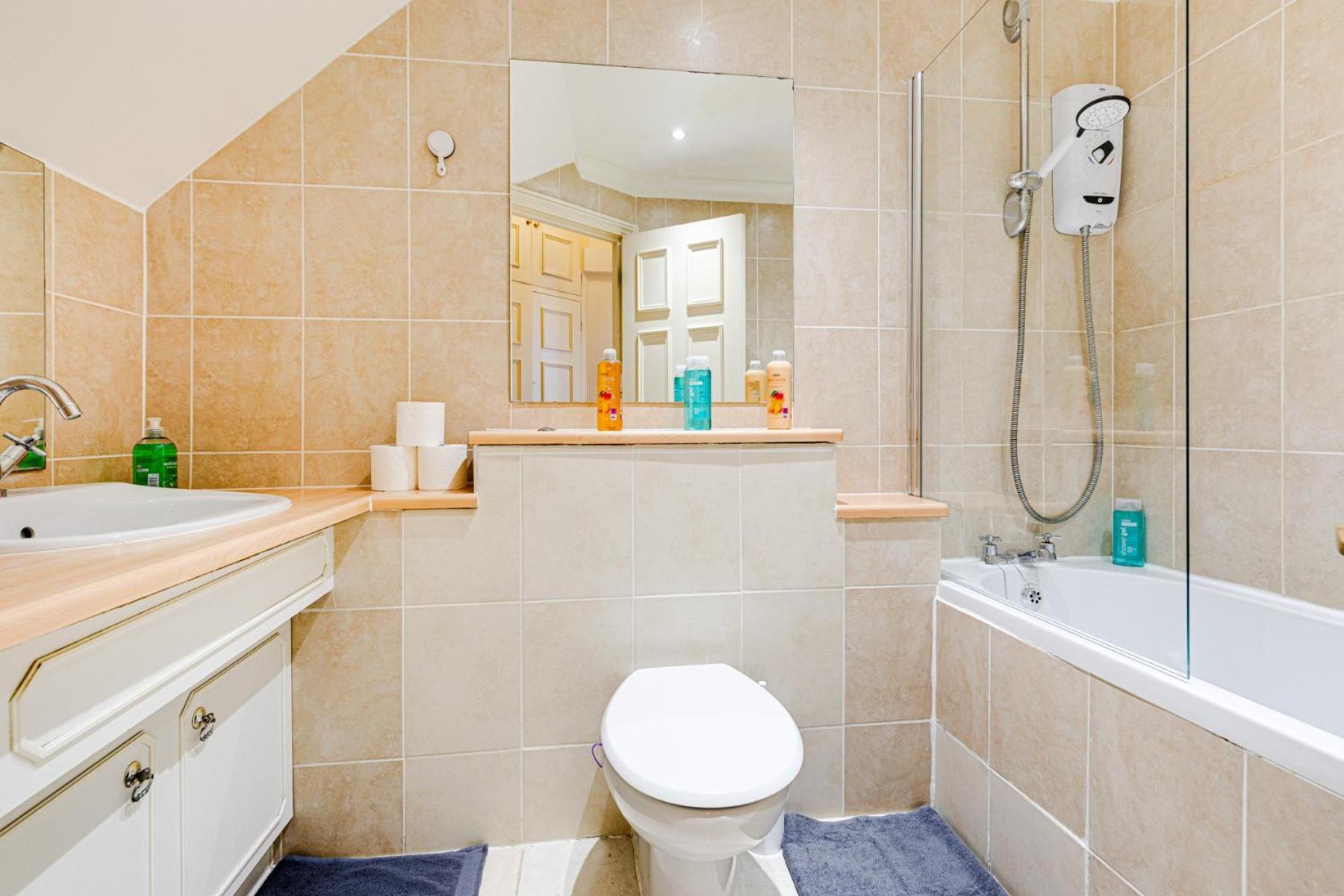 Luxstay2 Earls Court Apartment - Sleeps Up To 8 Londres Exterior foto